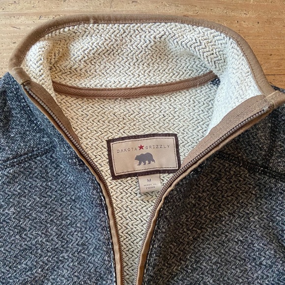 Dakota Grizzly quarter zip - Picture 3 of 4